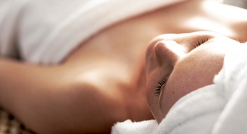 1.-spa-body-treatment-eyelash-tinting-waxing-endota-05-AL7134.jpeg 1.-spa-body-treatment-eyelash-tinting-waxing-endota-05-AL7134.jpeg